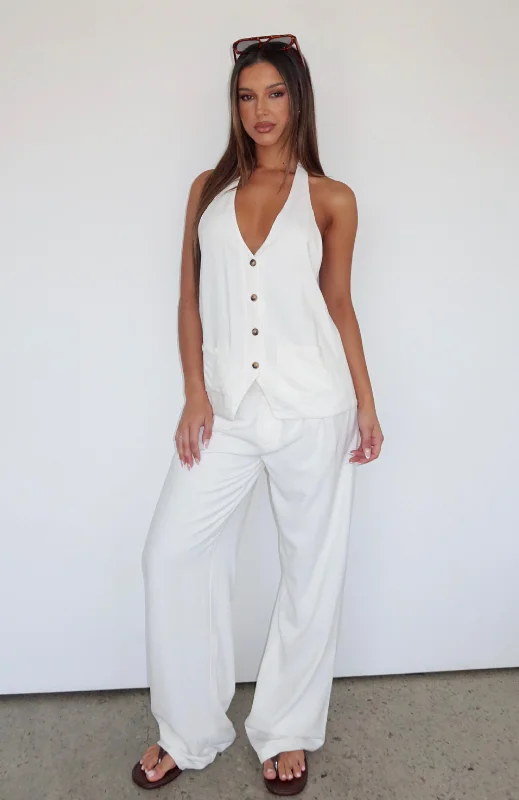 Don't Wait padded puffer coatIcing On The Cake Linen Pants White