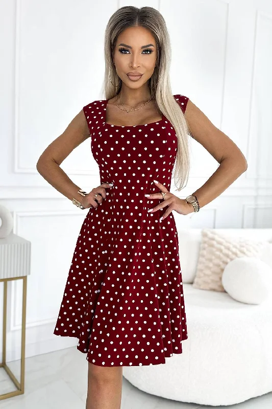 Huge Discounts t-shirt dressNumoco 241-3 STELLA cotton dress with a diamond neckline - burgundy with polka dots Huge Discounts t-shirt dressNumoco 241-3 STELLA cotton dress with a diamond neckline - burgundy with polka dots