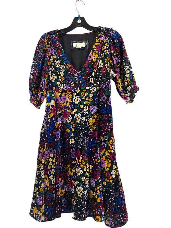 ashionable dressDress Casual Short By Anthropologie In Floral Print, Size: 4