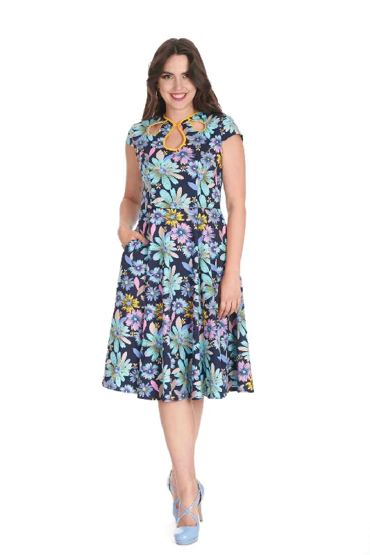 The Best Prices elegant shift dressSummer Bee Swing Dress