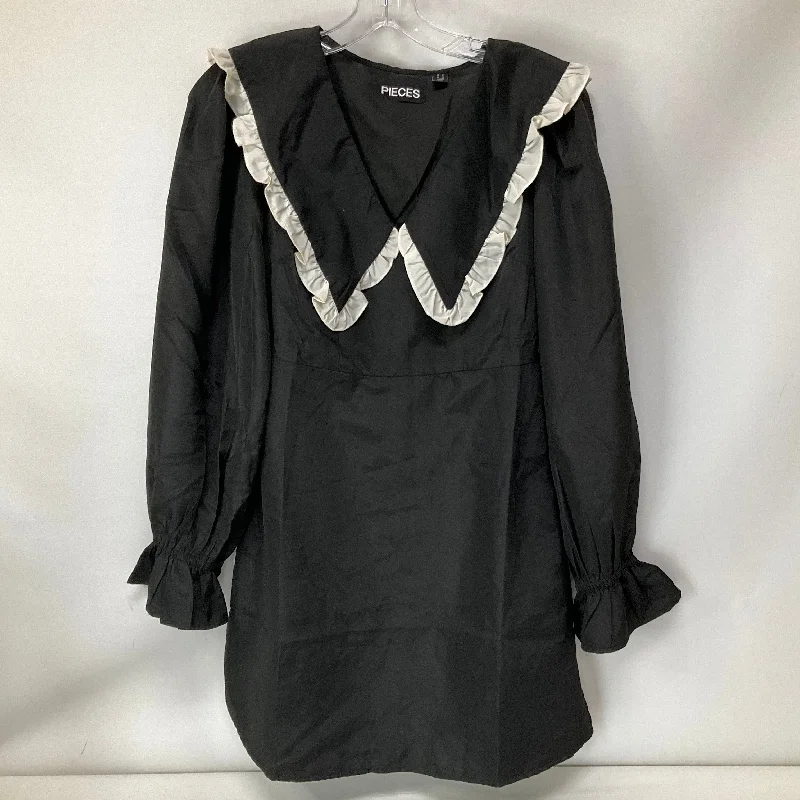 Price Cut fitted cocktail dressDress Casual Short By Cmc In Black & White, Size: S
