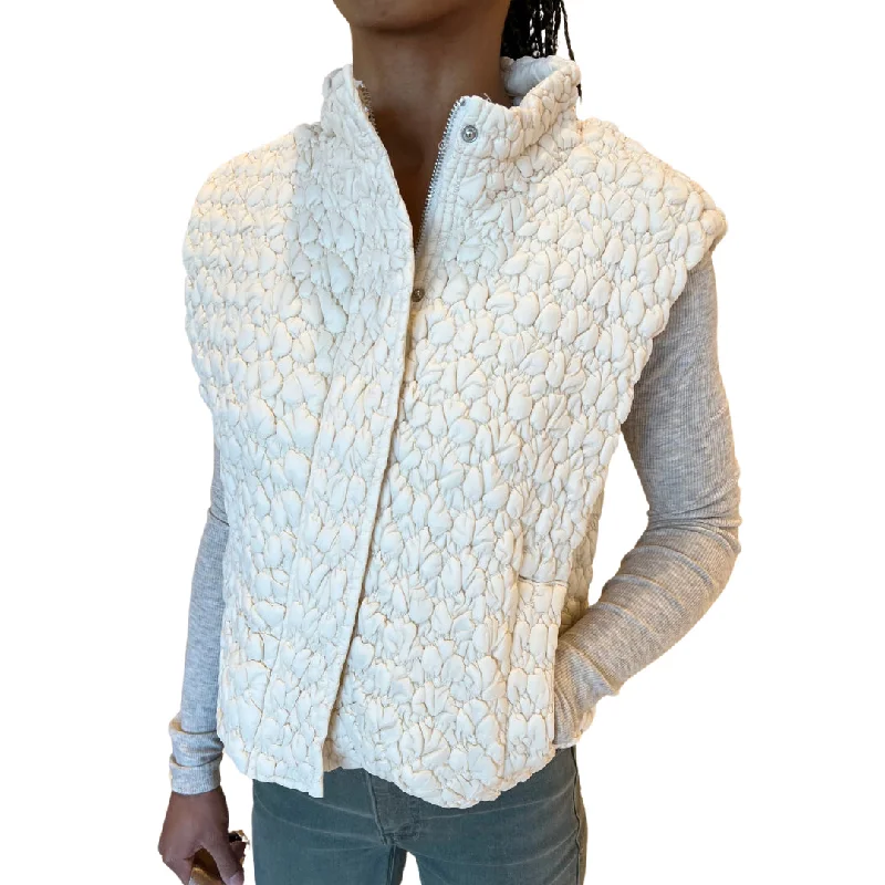 chic coatCSS - Cream Vest