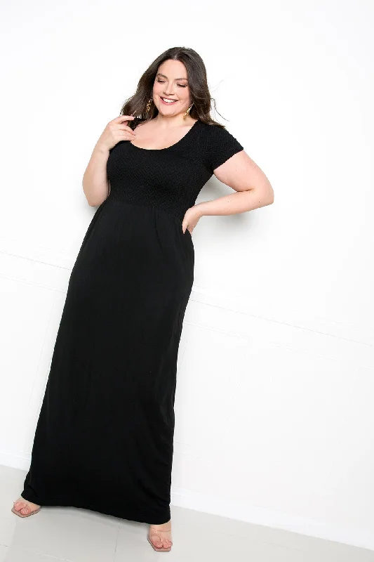 Hurry In form-fitting dressSeamless T-shirt Maxi Dress