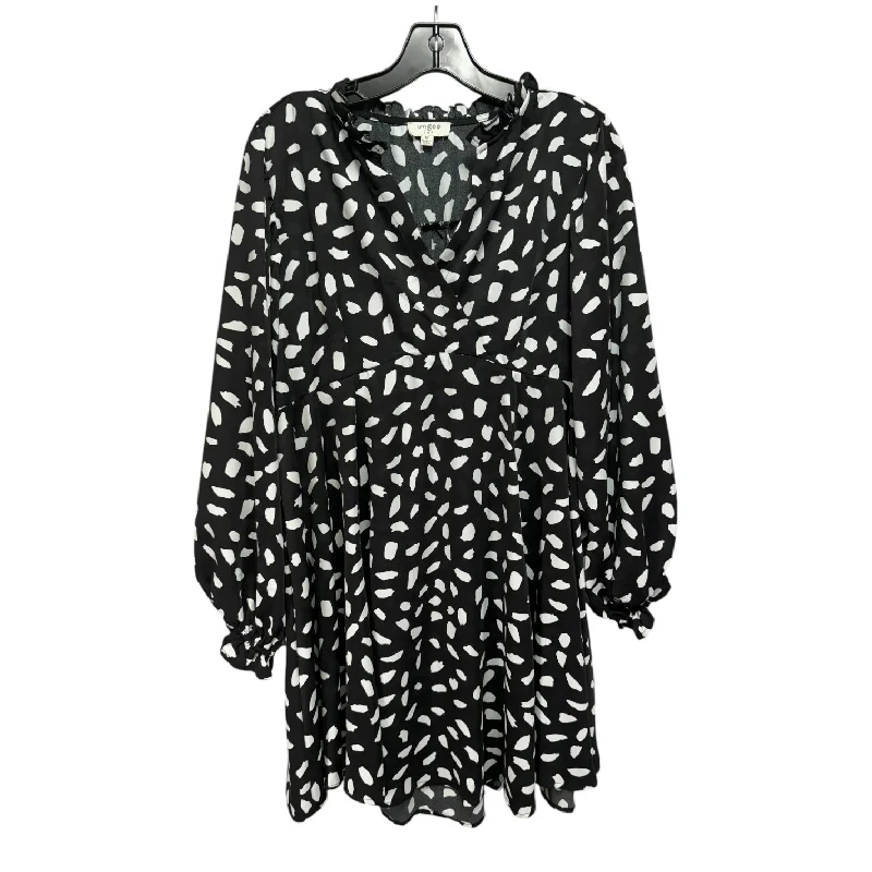 Season Finale Sale pleated maxi dressDress Casual Maxi By Umgee In Polkadot Pattern, Size: M Season Finale Sale pleated maxi dressDress Casual Maxi By Umgee In Polkadot Pattern, Size: M
