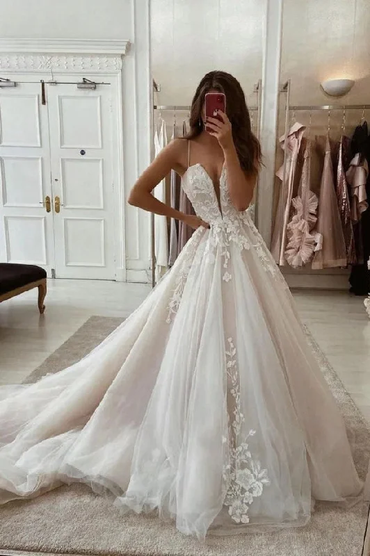 layered dressCharming A Line V Neck Tulle Wedding Dresses with Appliques N104