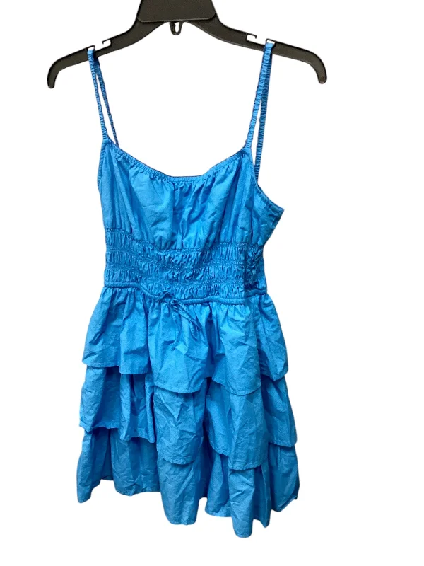 Online Exclusive sleek midi dressDress Casual Short By Wilfred In Blue, Size: S