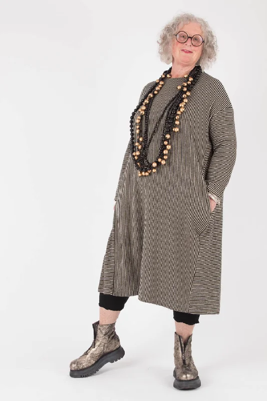 Early Bird Discount layered dressNeirami Midi Dress