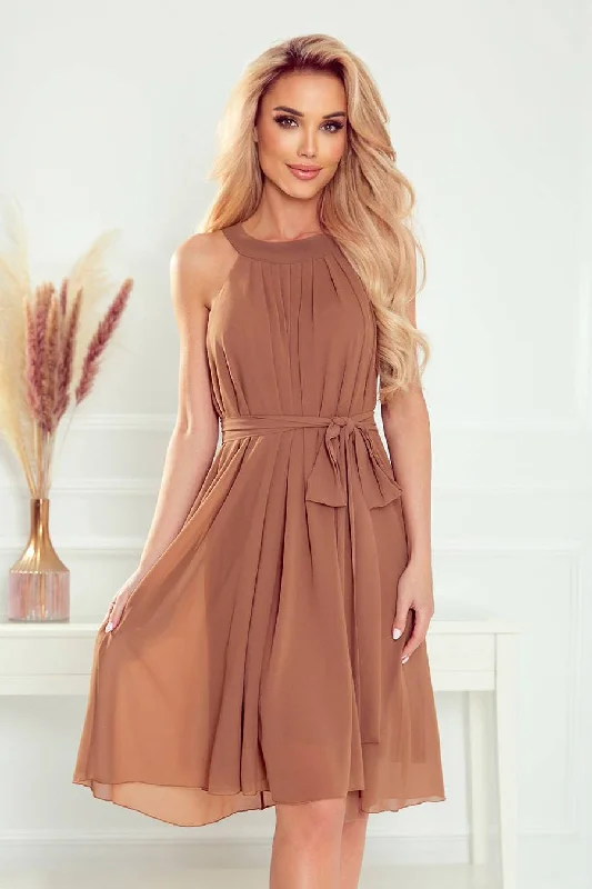 Price Smash mini dressNumoco 350-8 ALIZEE - chiffon dress with a binding - MOCCA