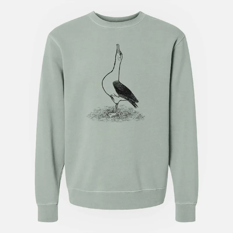 oversized sports sweatshirtDiomedea exulans - Wandering Albatross - Unisex Pigment Dyed Crew Sweatshirt